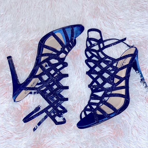 2 Chic Shoes - high shoes for women